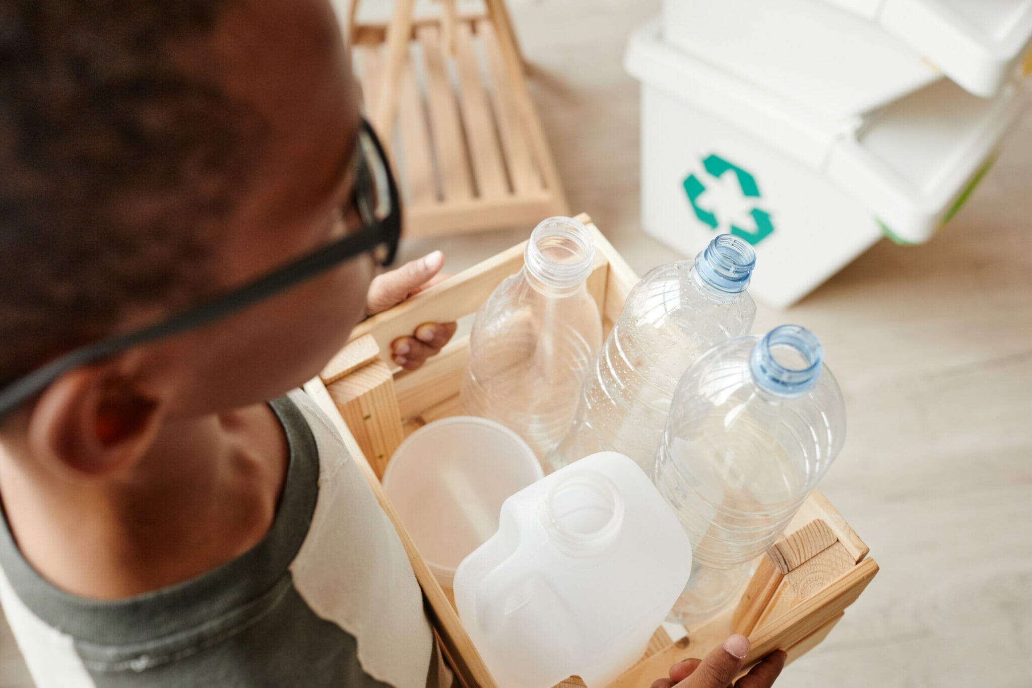 How to clean dog water dispenser